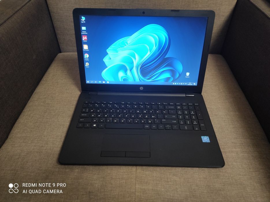 Ноутбук Hp 250 G6,4 ядра 4 потоки,ram 8/ssd 120 gb