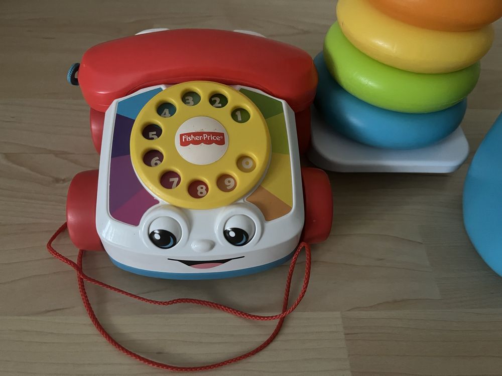 Zestaw Fisher Price sorter, telefon, piramida