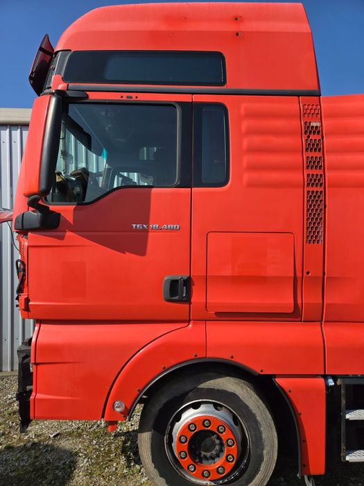 Man TGX euro 6 owiewki spoiler kabiny komplet boki góra mocowania