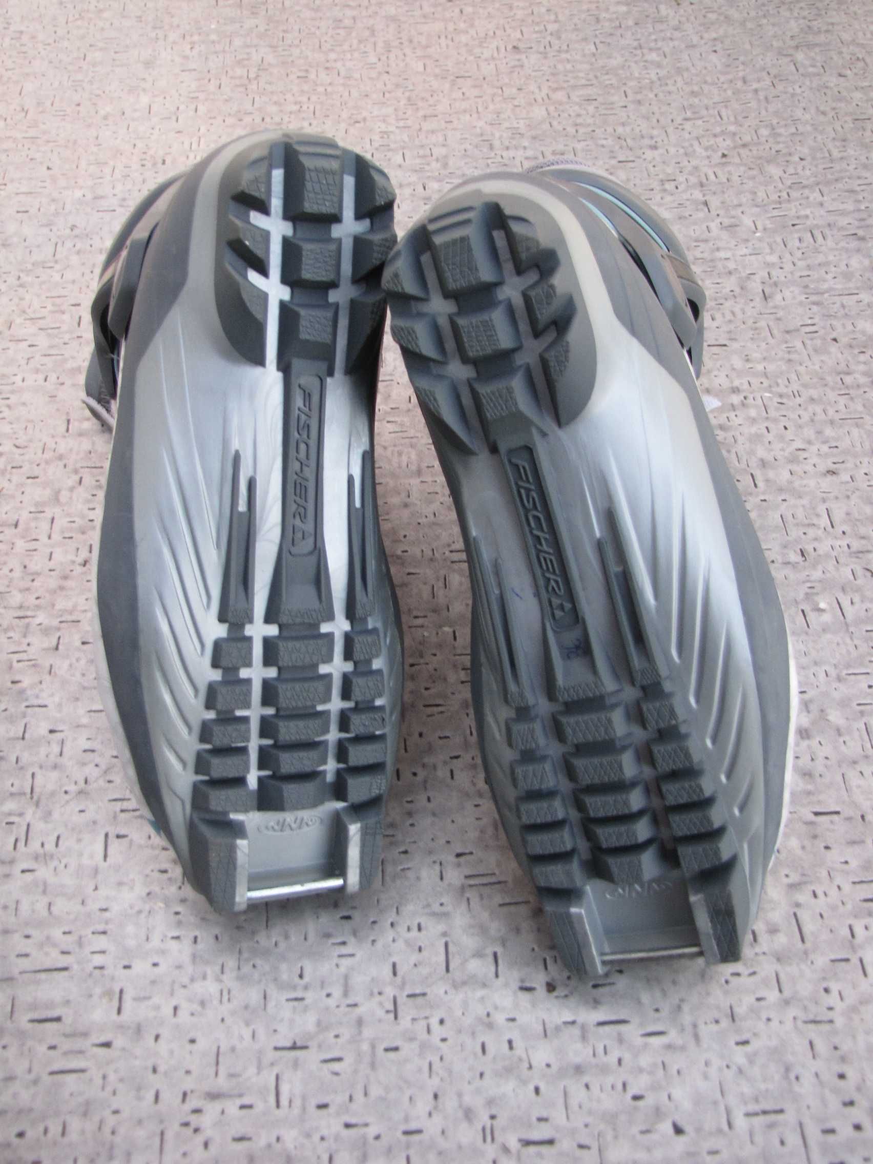 Ładny, damski but FISCHER MISSION Skate! eu 36 / 22,5 cm! Tanio! Łyżwa