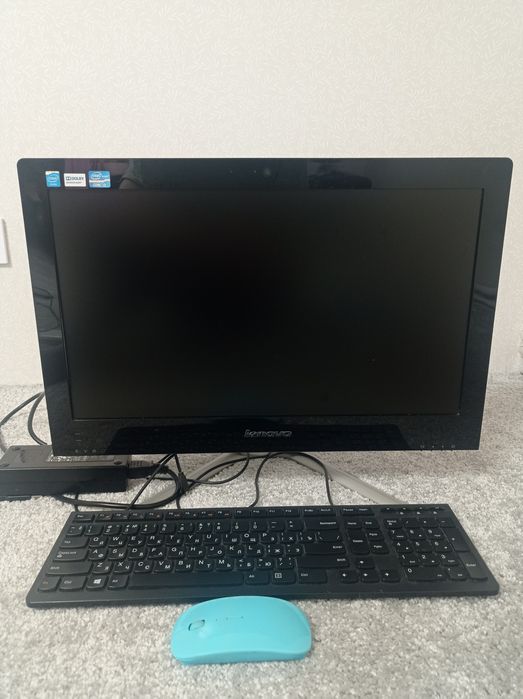 Моноблок Lenovo All-in-One С340