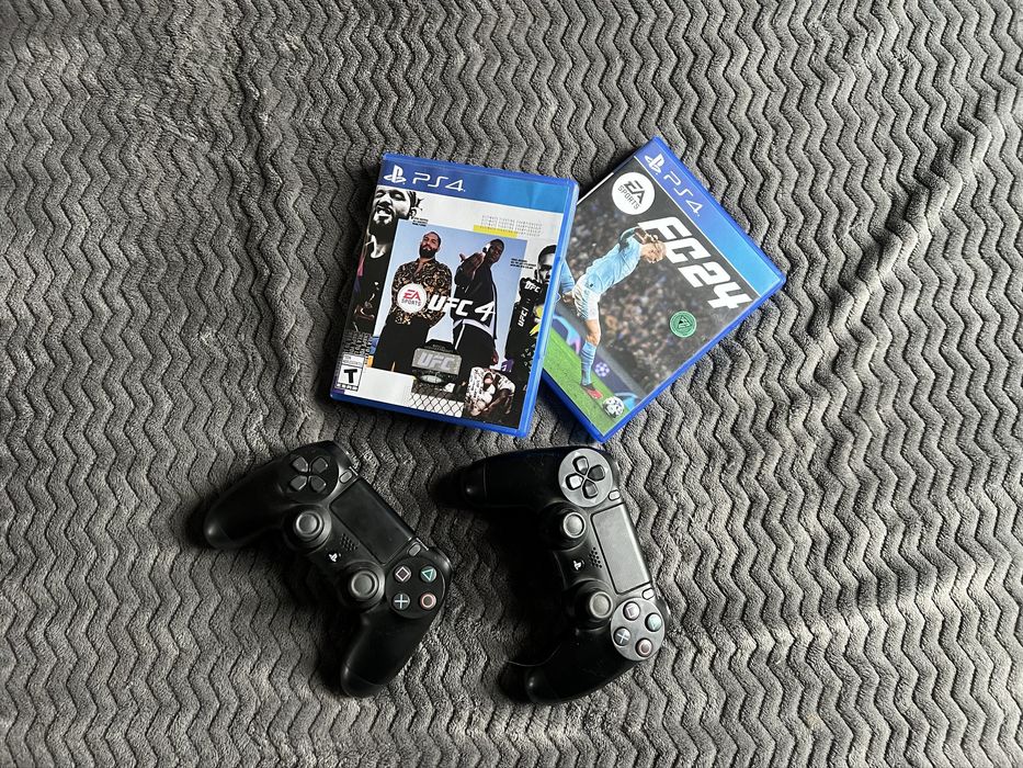 Playstation 4 pro 2 джойстика 2 диска