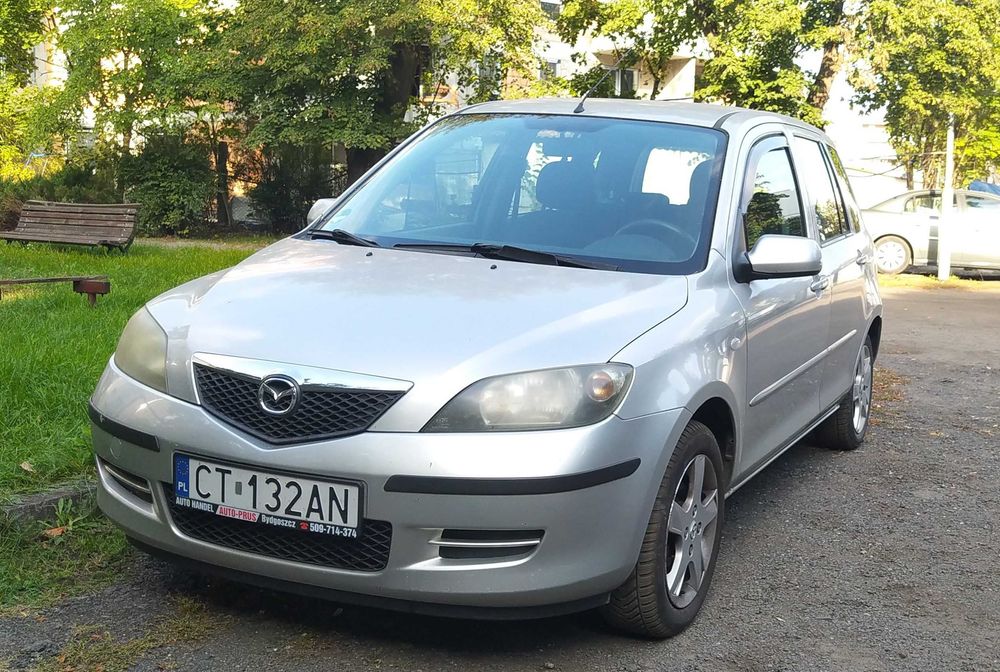 Mazda 2 1.4 benzyna automat klimatyzacja alufelgi