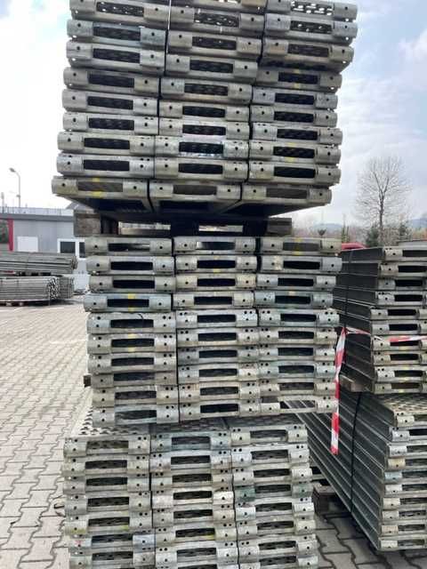 Podesty stalowe 2,5m Bosta