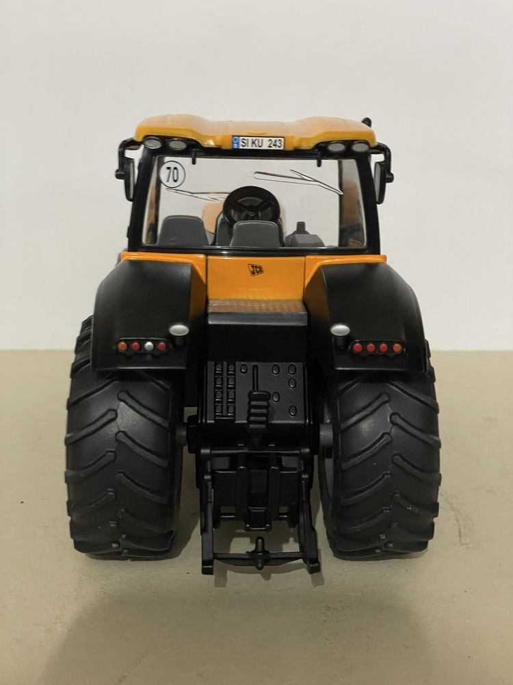 Miniatura JCB 8250 da Siku