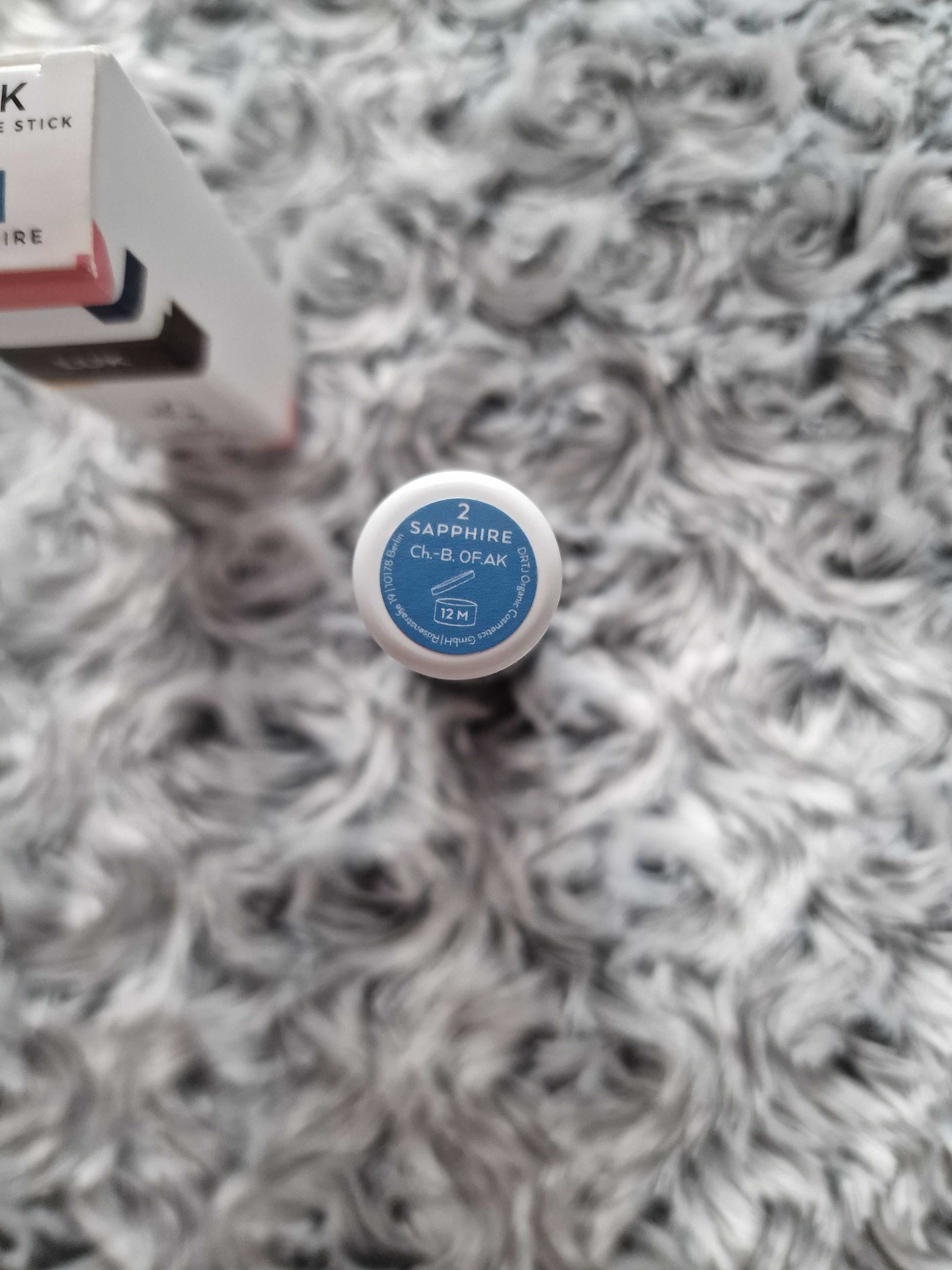 Cień do powiek w sztyfcie LUK Creme Eye Stick Und Gretel 02 Sapphire