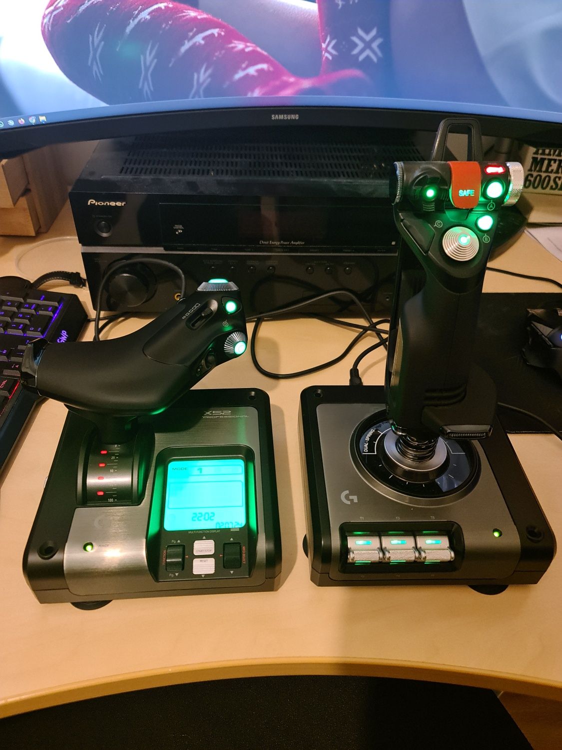 Logitech Saitek X52 Pro HOTAS [Stan idealny]