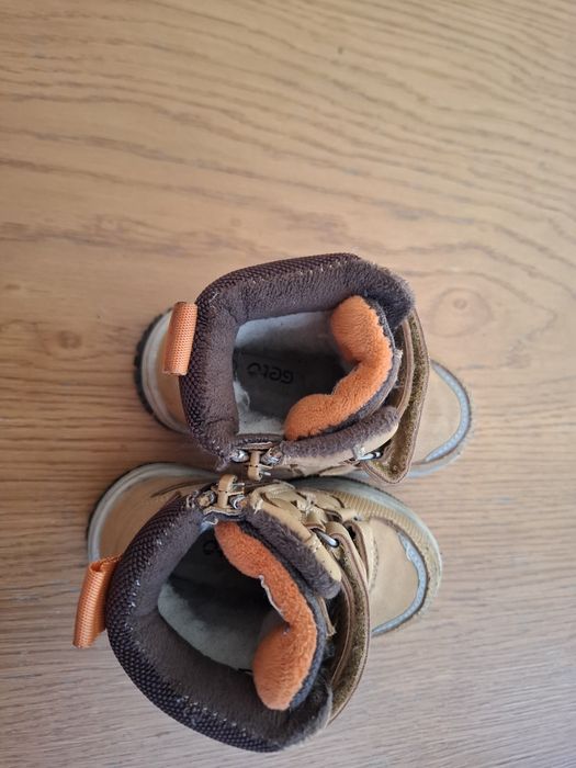 Sprzedam buty dziecięce