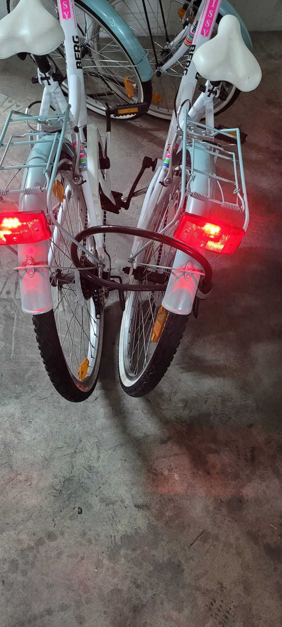 Bicicleta 22" c/ Cesto - Ótimo estado