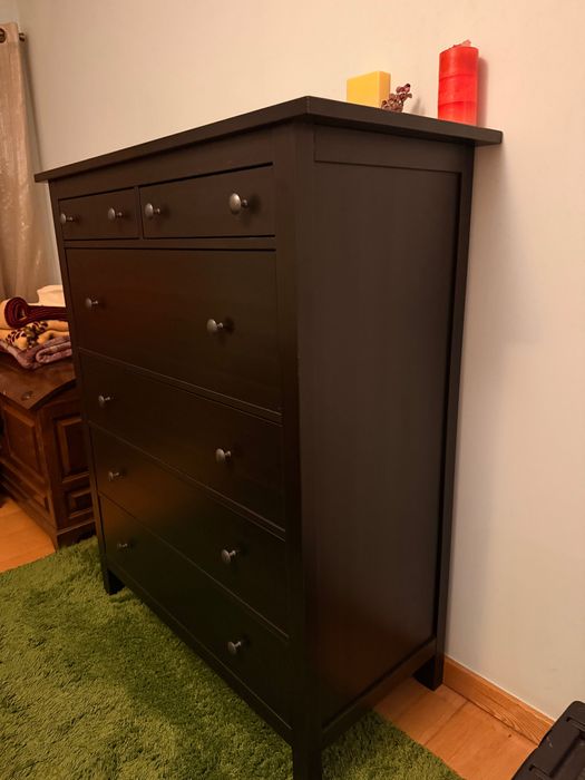 Cómoda c/6 gavetas HEMNES (preto-castanho)