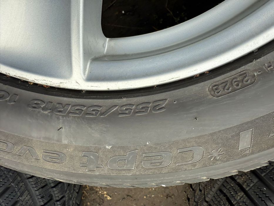 Felgi Bmw X5 z oponami zimowymi 255/55/18 komplet