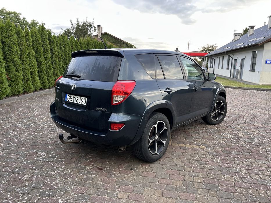 Toyota RAV4 2.2 D-CAT 2006 (uszczelka pod głowicą)