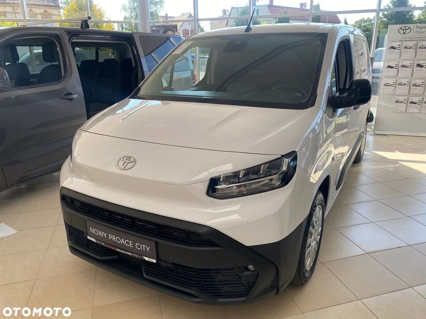 Toyota Proace City  Long - Multimedia 1.5 Diesel 130KM - Dostępny od Ręki !