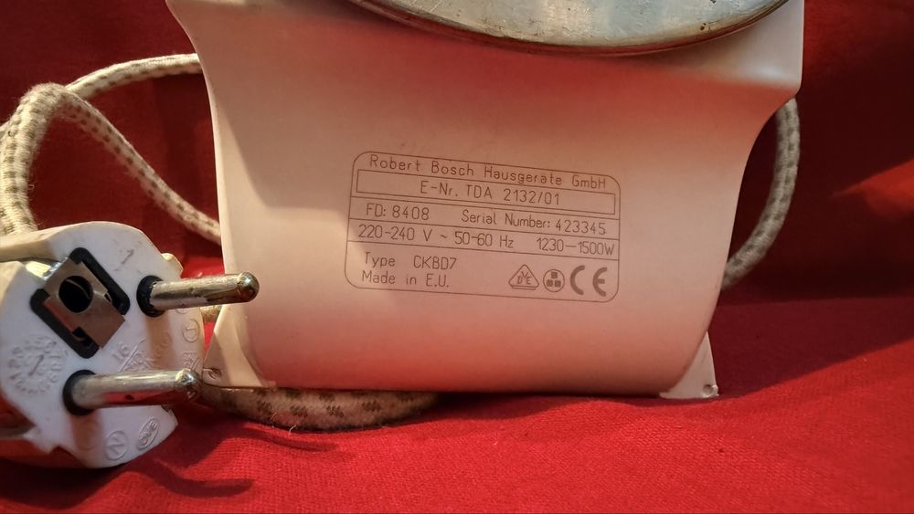 Продам праску,утюг Bosch