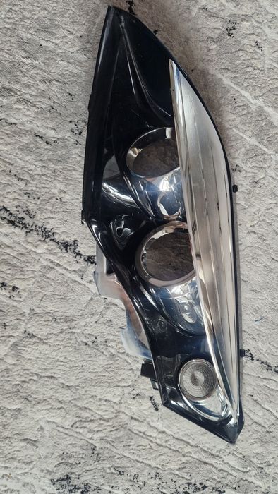 Środki reflektorów Laguna 3 polift