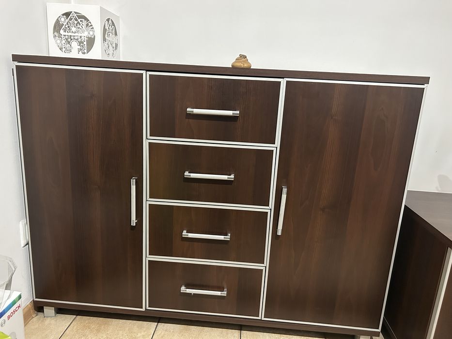 Komoda , witryna i szafka pod telewizor