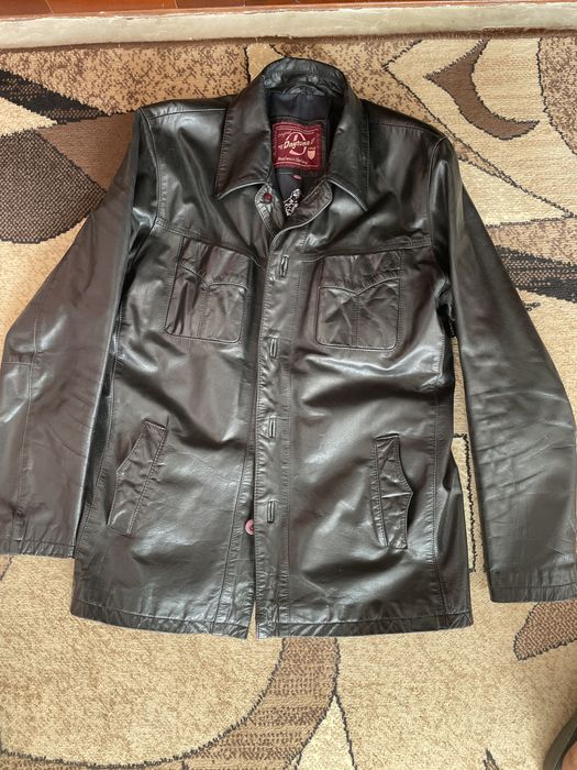 Куртка кожана вживана, але в відмінному стані. Розмір xl