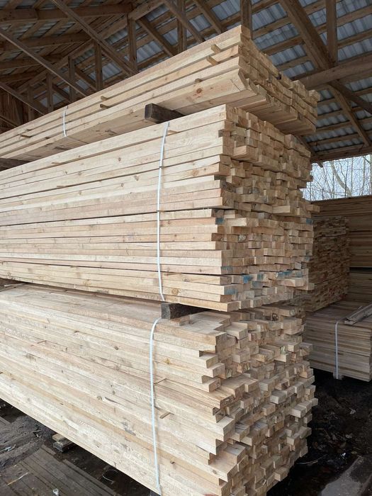 Суха дошка пиломатеріал обрізний вагонка