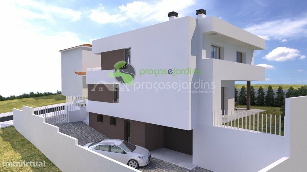Lote de terreno com projeto aprovado - Moradia T4