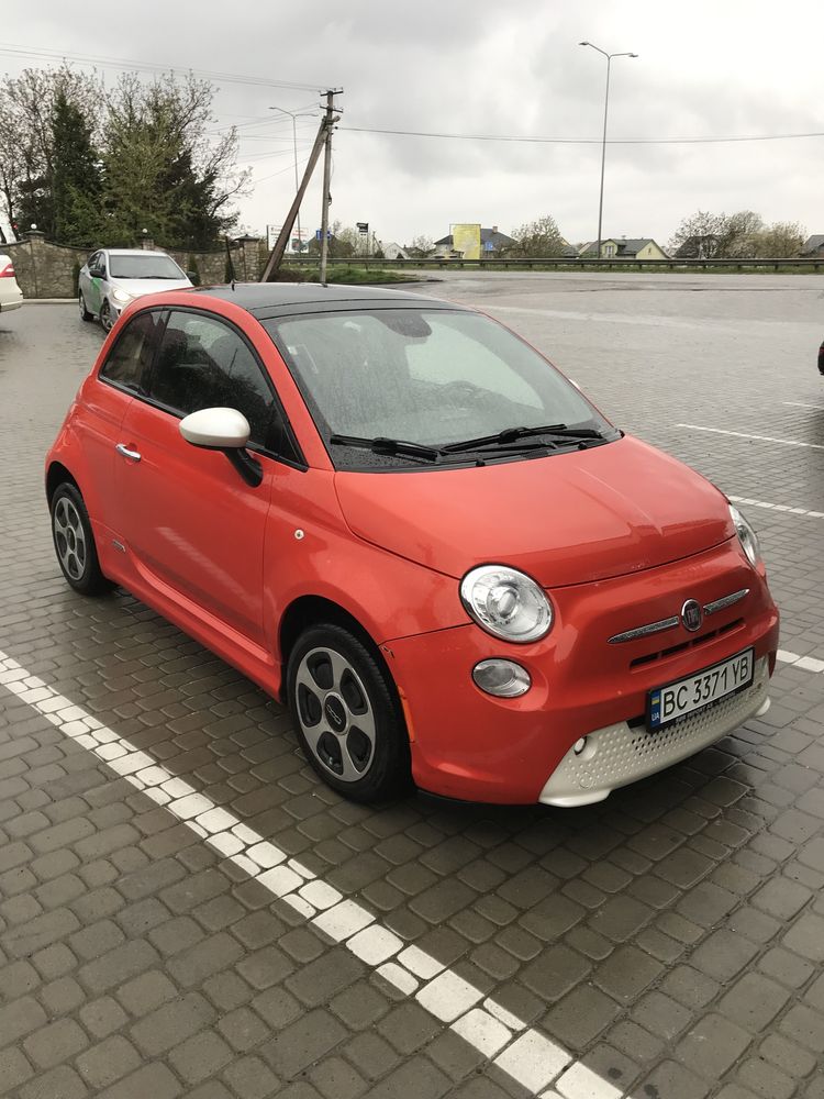 Елекрокар Fiat 500e