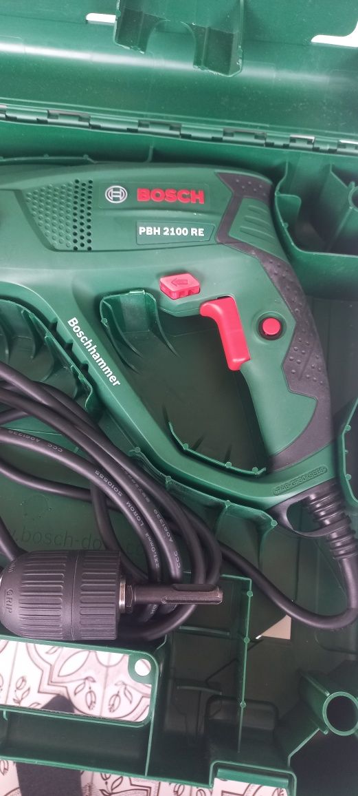 Продам новий  перфоратор Bosch pbh 2100re