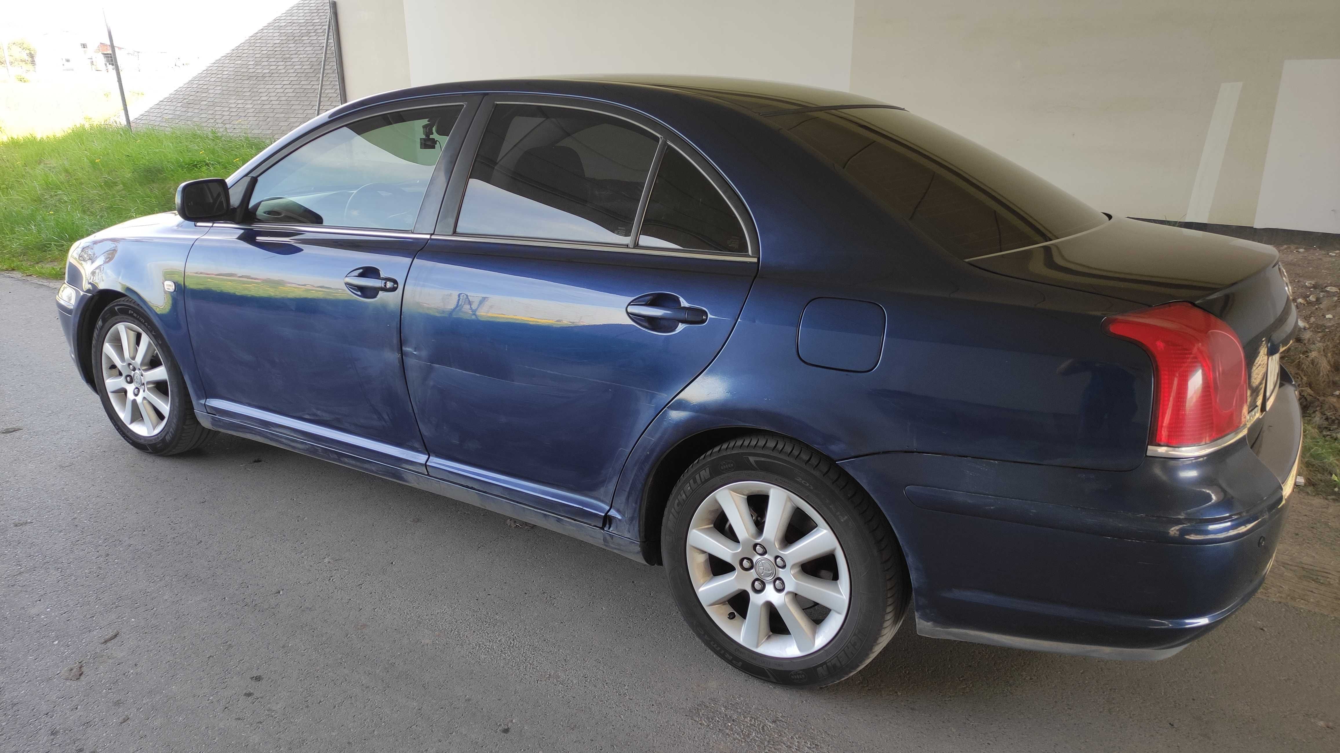 Toyota Avensis II 1.8 LPG - prywatna, mocno doinwestowana, klimatronic