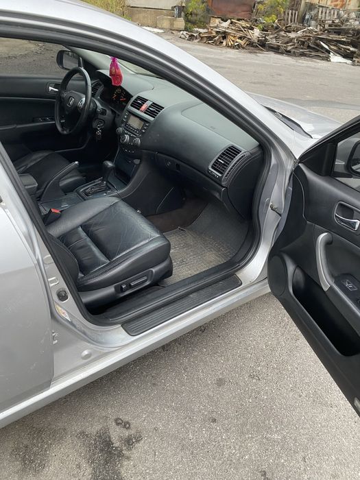 Продам Хонду Акорд VII