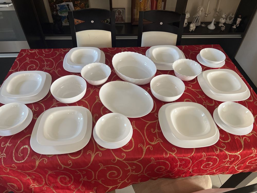 Набір посуди на 6 персон