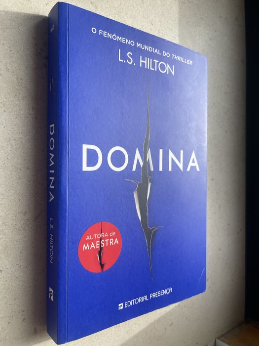 Livro L.S. hilton - domina