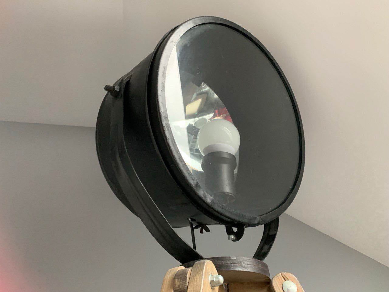 Lampa stojąca do salonu Loft