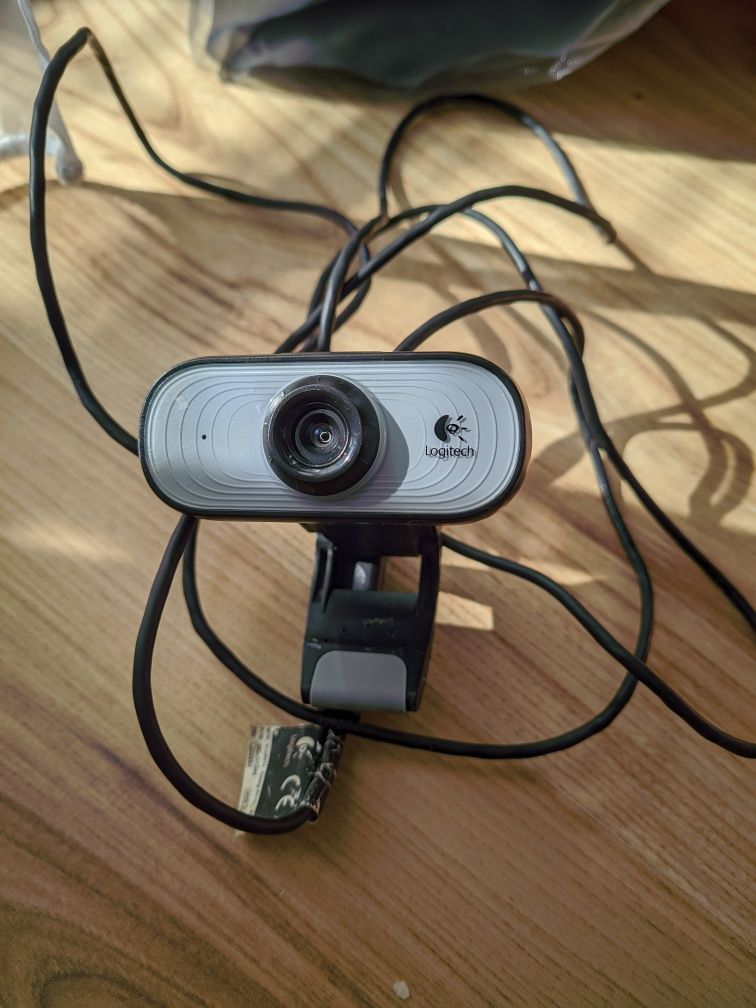 Logitech C100 web camera