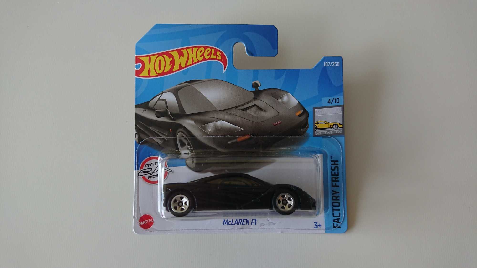Hot Wheels McLaren F1 black czarny