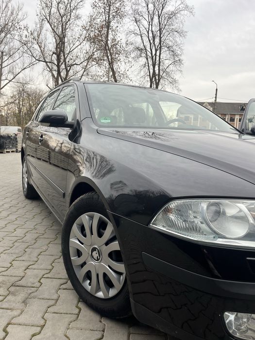 Продам Шкоду Октавію