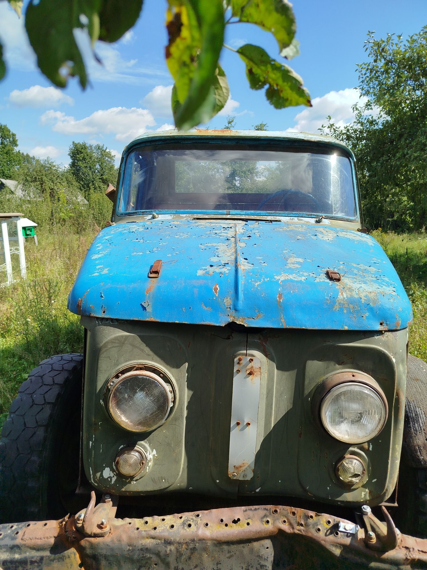 Продам трактор мотор т40