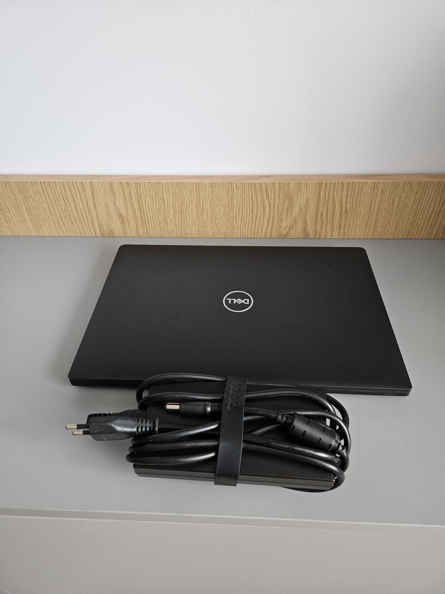 Dell Latitude 7490/14/i7 - 8th Gen/8gb/ssd 256 gb