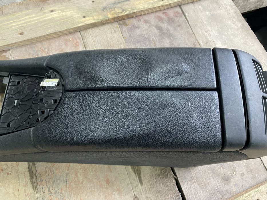 Подлокотник mercedes w211 e-class мерседес 211