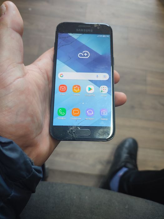 Samsung galaxy A320 (A3 2017)