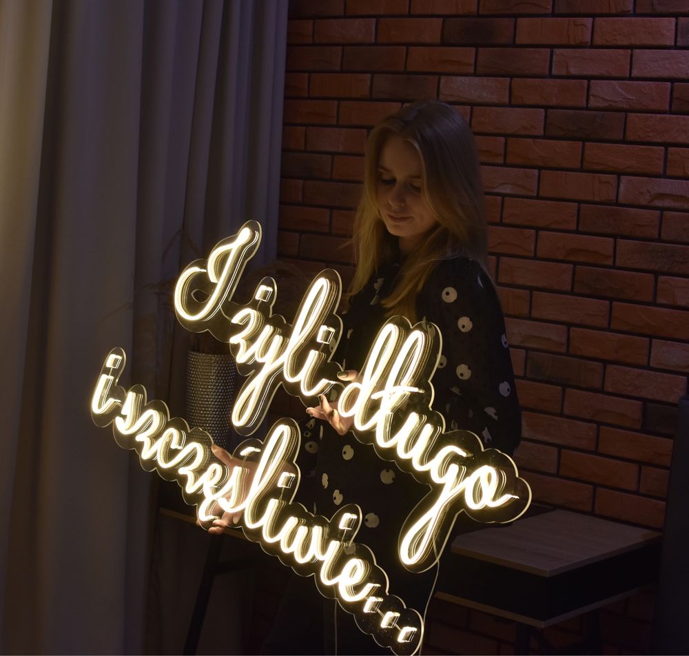 I żyli długo i szczęśliwie, napis neonowy, neon led, ledon