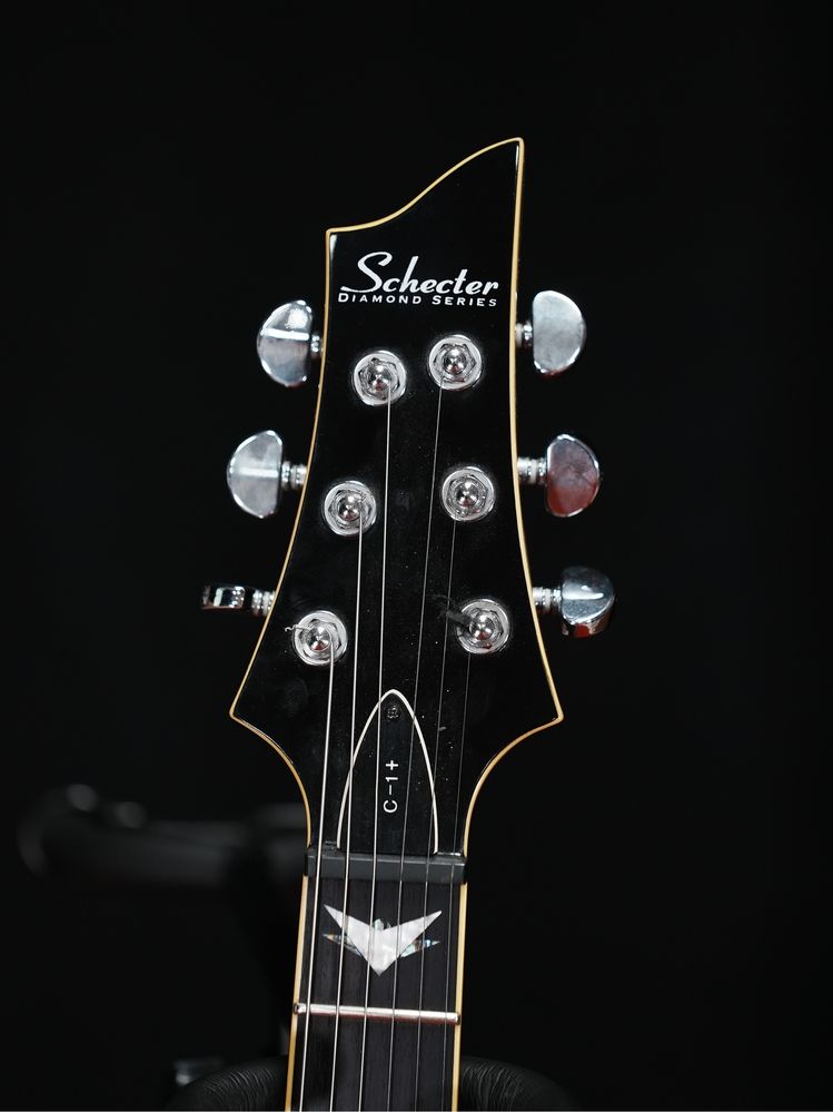 Gitara elektryczna Schecter C1+ Plus klucze grover piekny binding blu