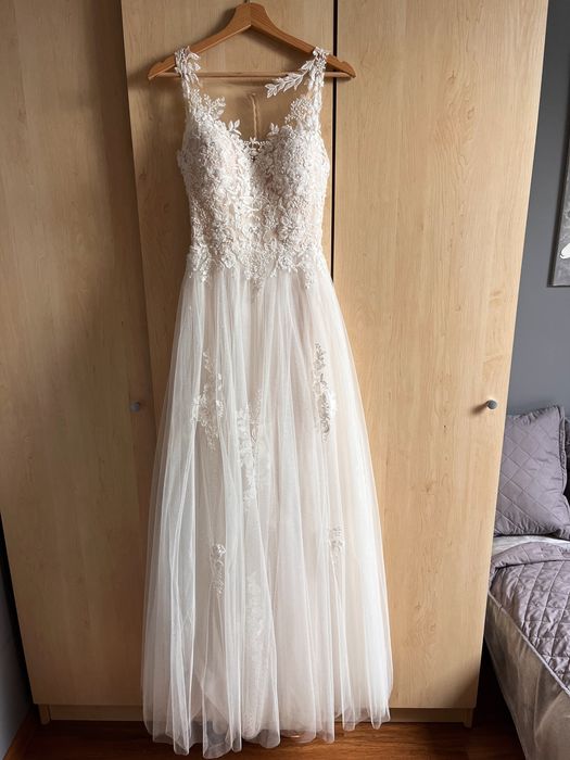 Suknia ślubna, dopasowana, na ramiączka, brokatowy tiul, S