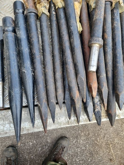 Grot, szpicak do młota wyburzeniowego, pneumatycznego, przecinak