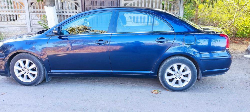 Toyota Avensis T25