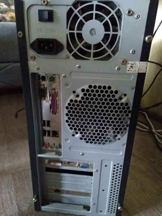 ПК, Системный блок: AMD Athlon / GeForce GT630 / 500GB HDD / 2GB RAM