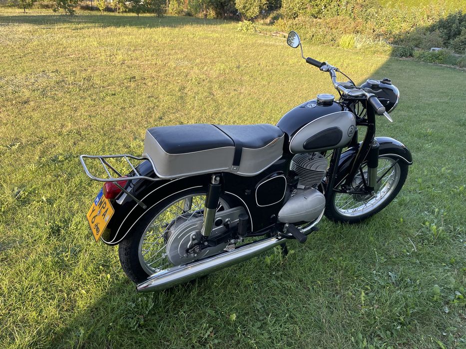 SHL M11 175 S32 1966 odrestaurowana