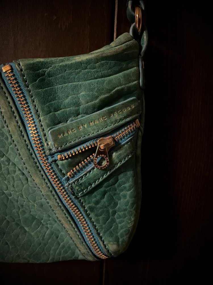 Torebka Marc Jacobs z suwakami niebieska ze skóry jagnięcej