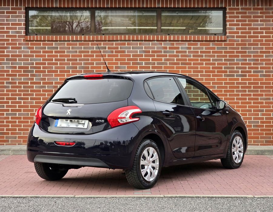 Peugeot 208 1.2 Puretech | Versão Style | 90.000KM