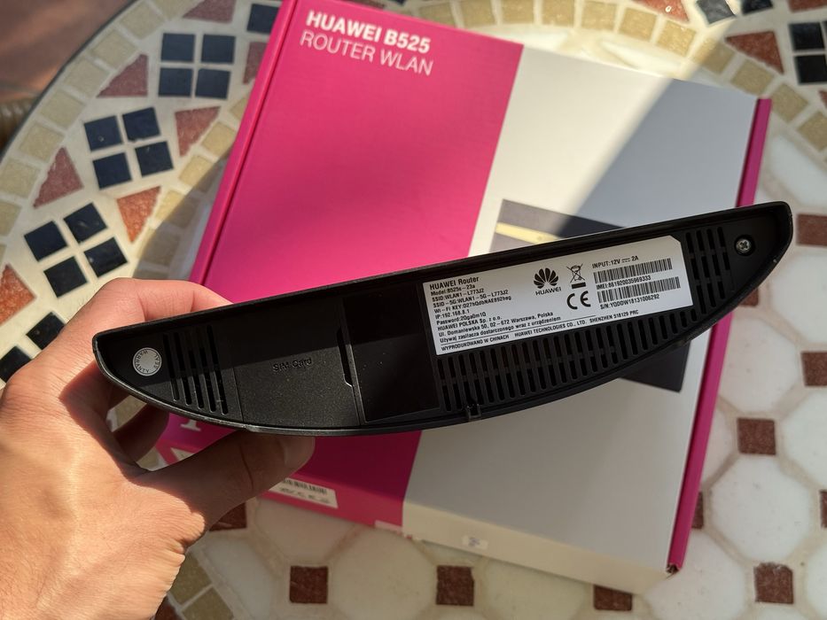 Huawei B525 SIM WiFi 750Mbps 4xLAN (LTE Cat.6 300Mbps/50Mbps)