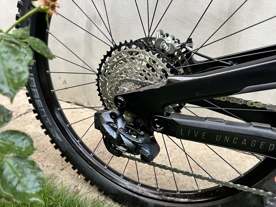 Електровелосипед YT Industries Decoy