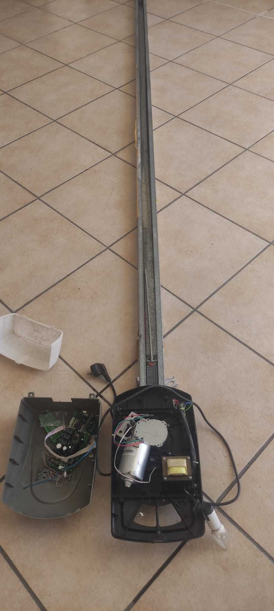 SkyMaster 350F para Portão de Garagem