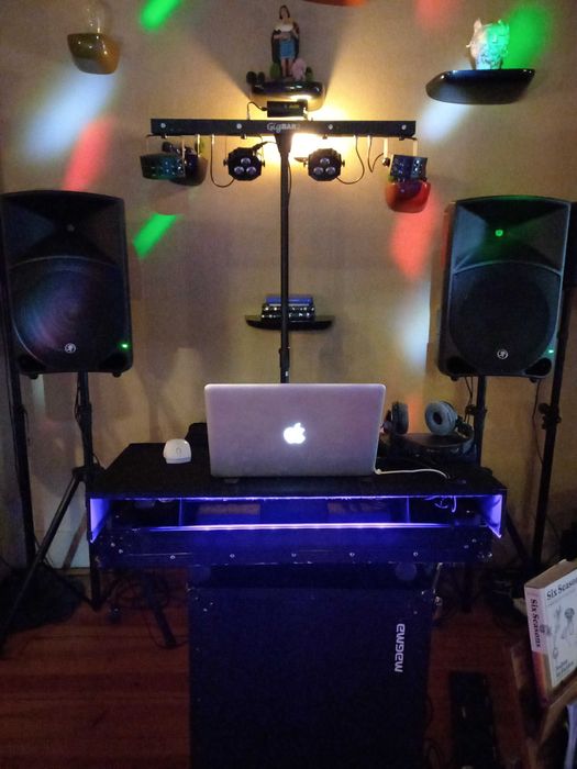 Sistema de som completo e profissional para DJs